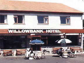 Willowbank Hotel Largs Esterno foto