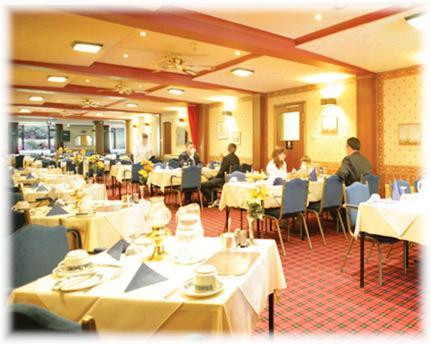 Willowbank Hotel Largs Esterno foto
